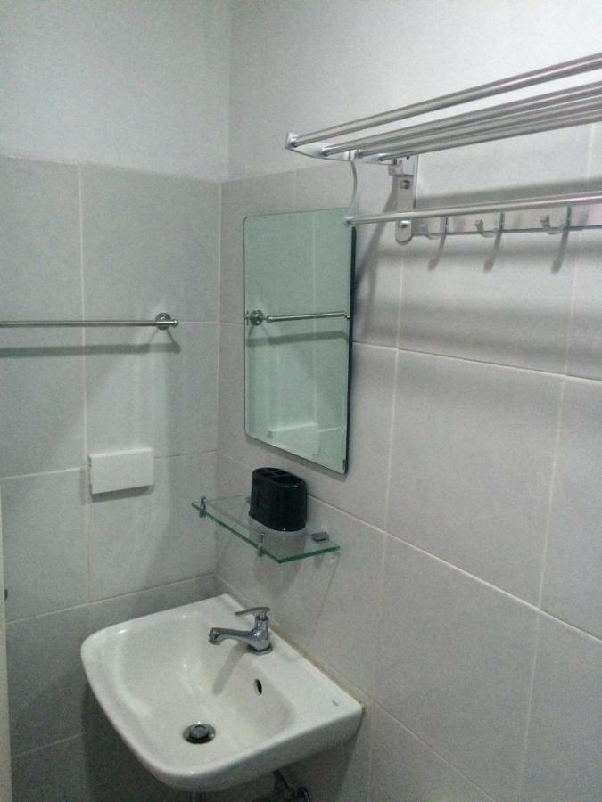 Unit 1109 Cityscape Residences Bacolod Eksteriør billede